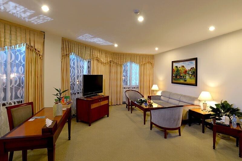 Hotel Pearl River 5*