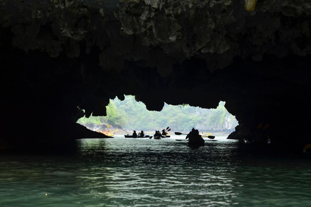 Paradise Sails Cruise Ha Long