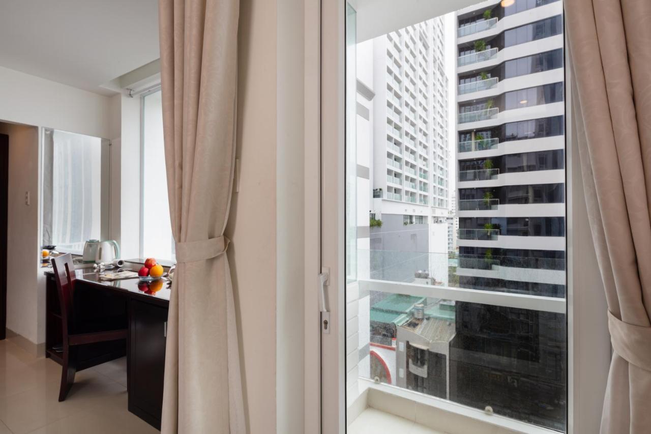 Azura Hotel 3*