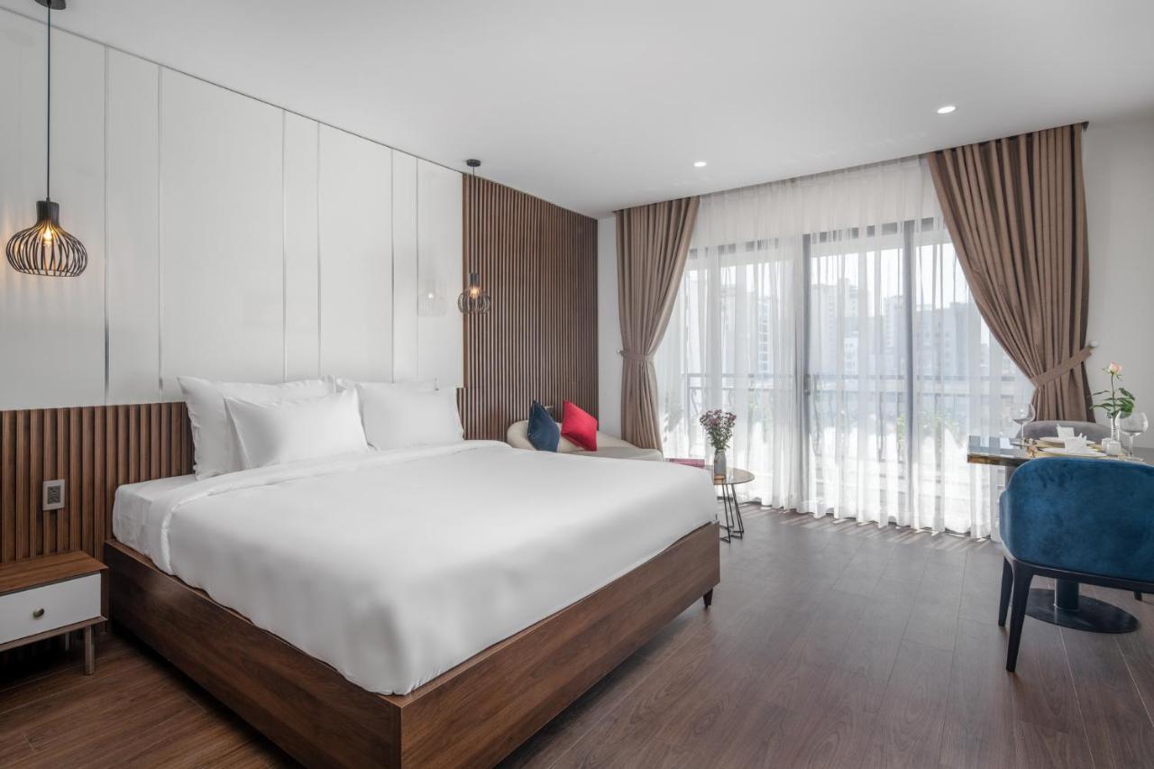 Sharon And Aparthotel