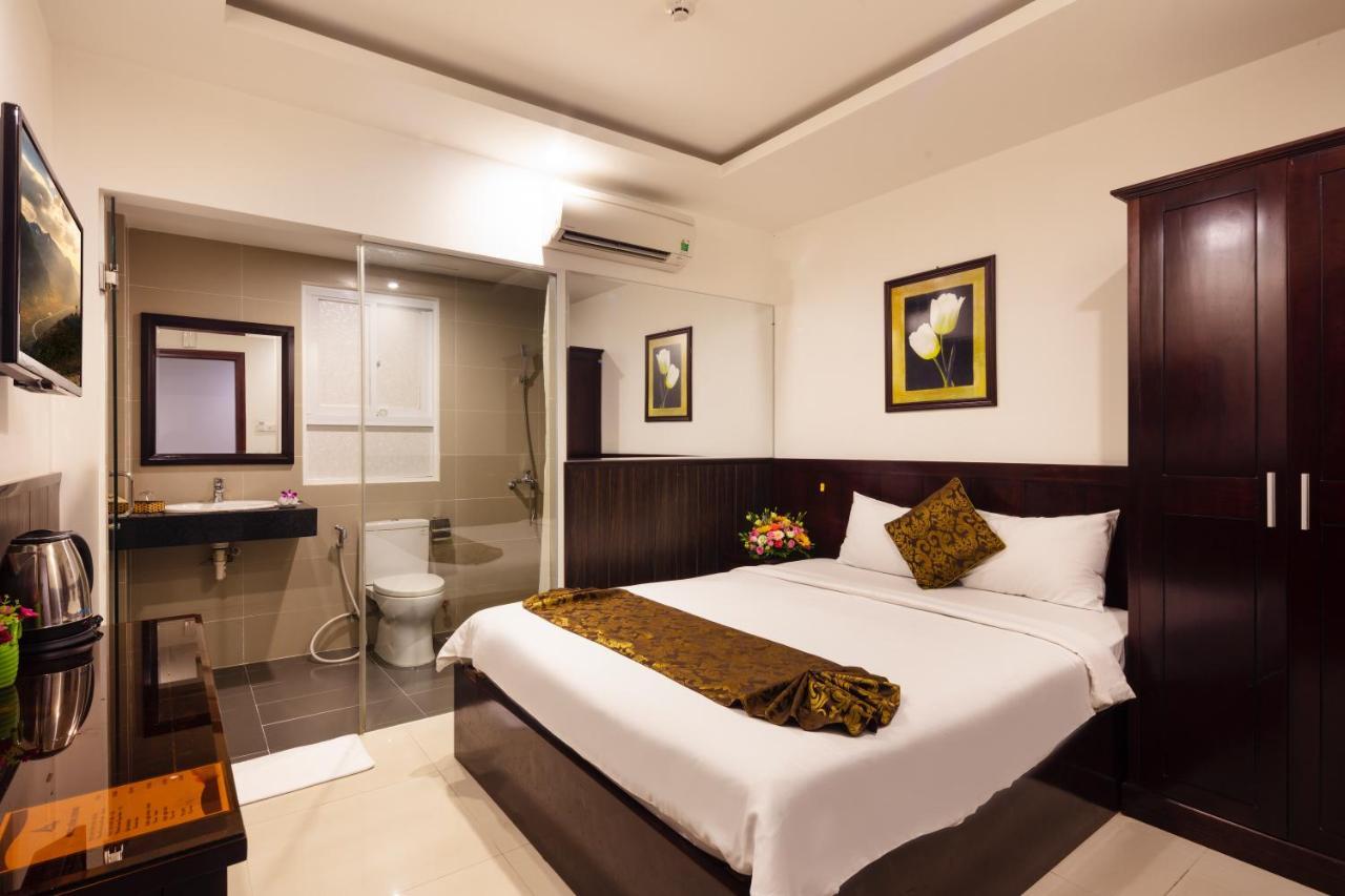 Hotel Azura 3*