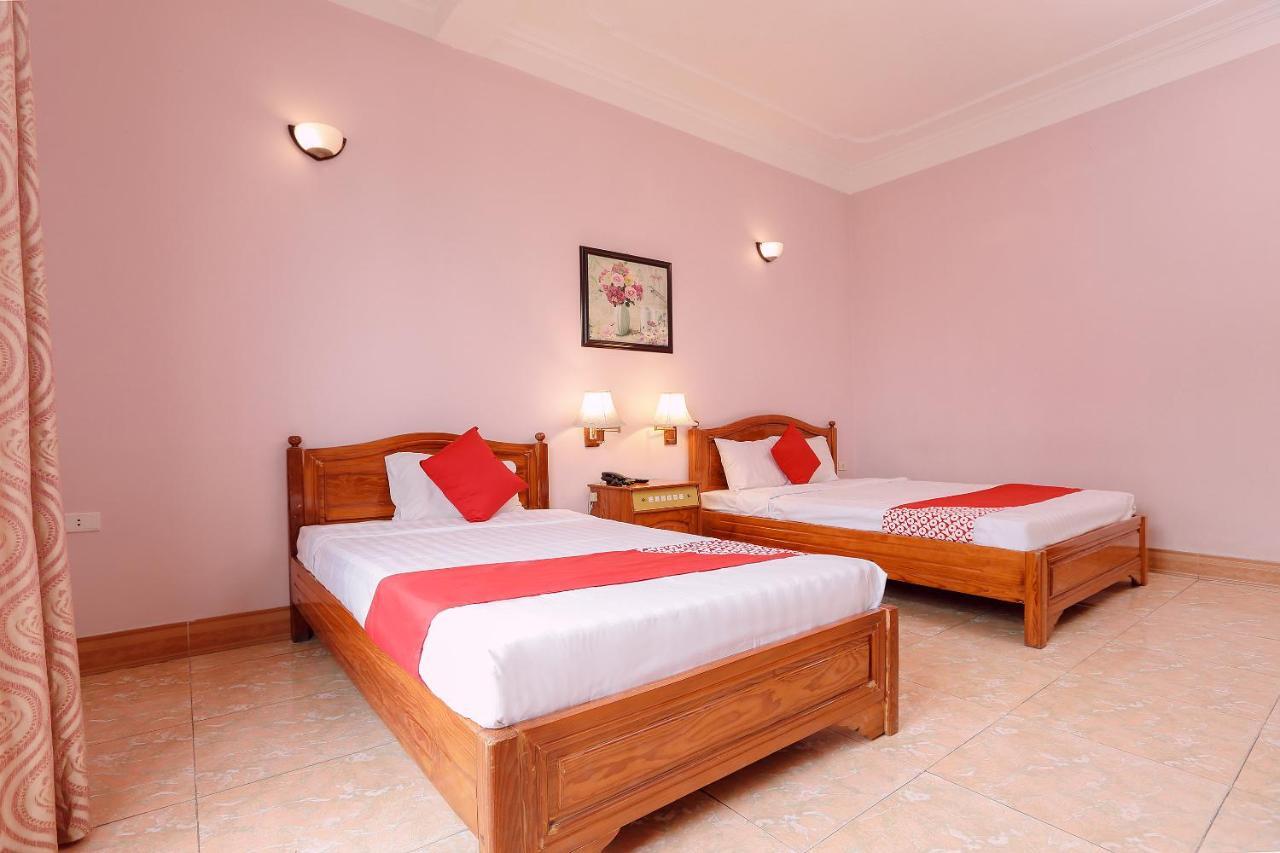 Entity Hotel 2*
