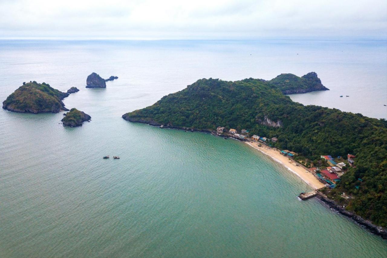 Ocean Beach Resort Cat Ba Island
