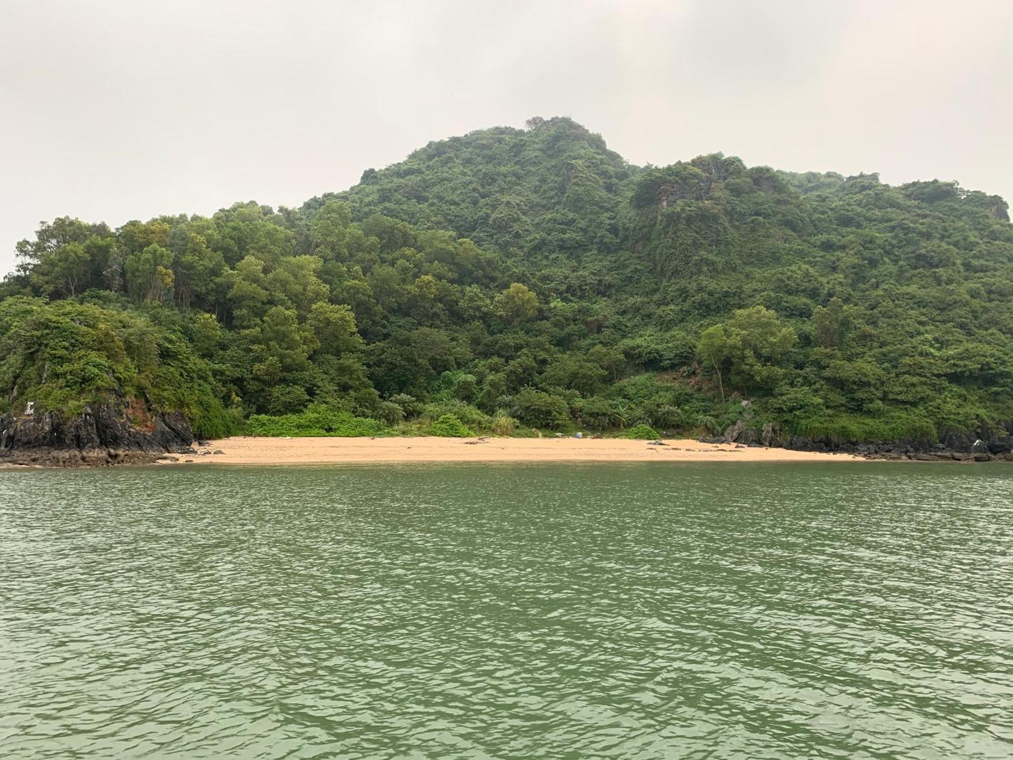 Ocean Beach Resort Resort Cat Ba Island