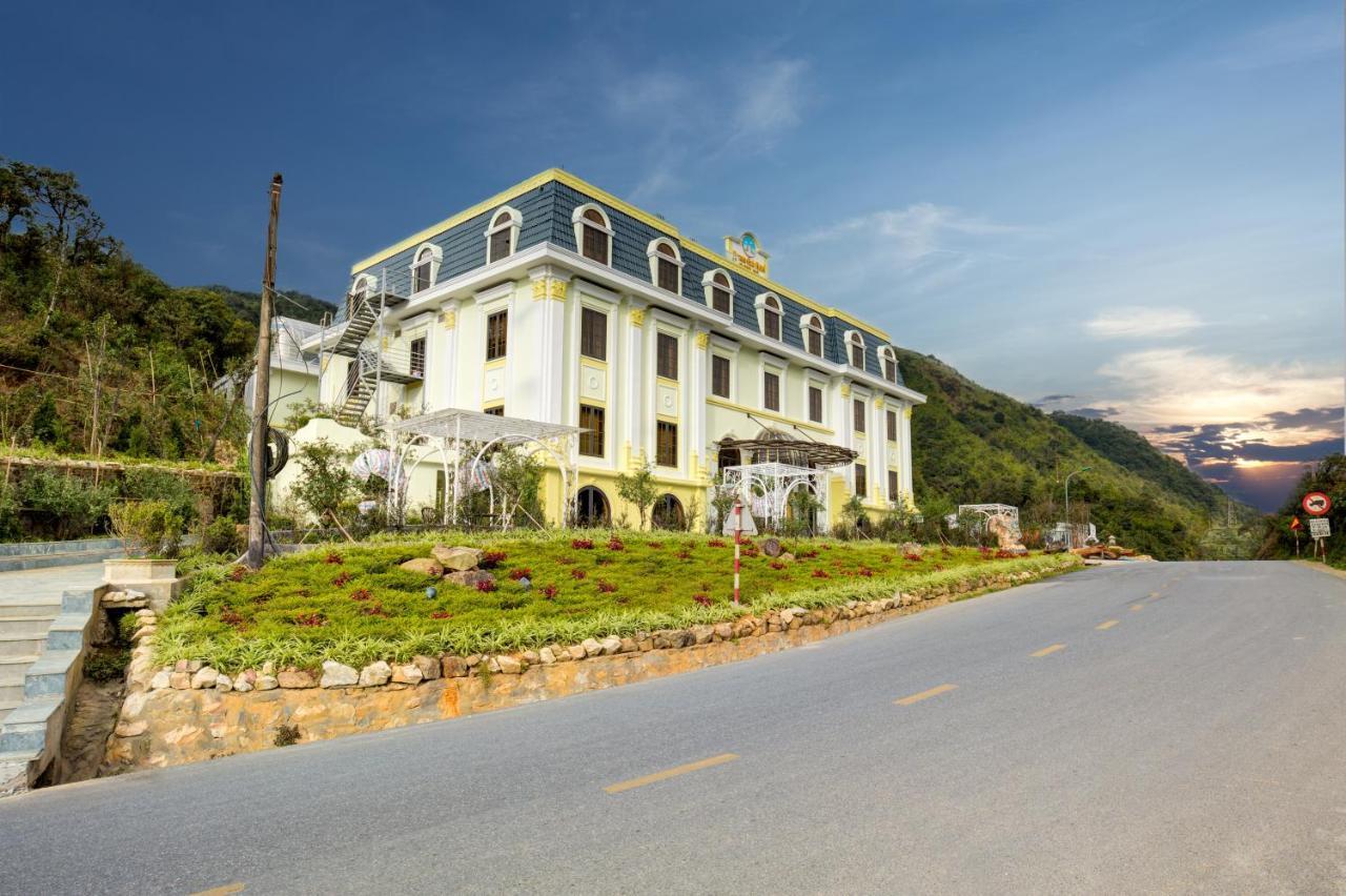 Hotel Heaven Gate O Quy Ho