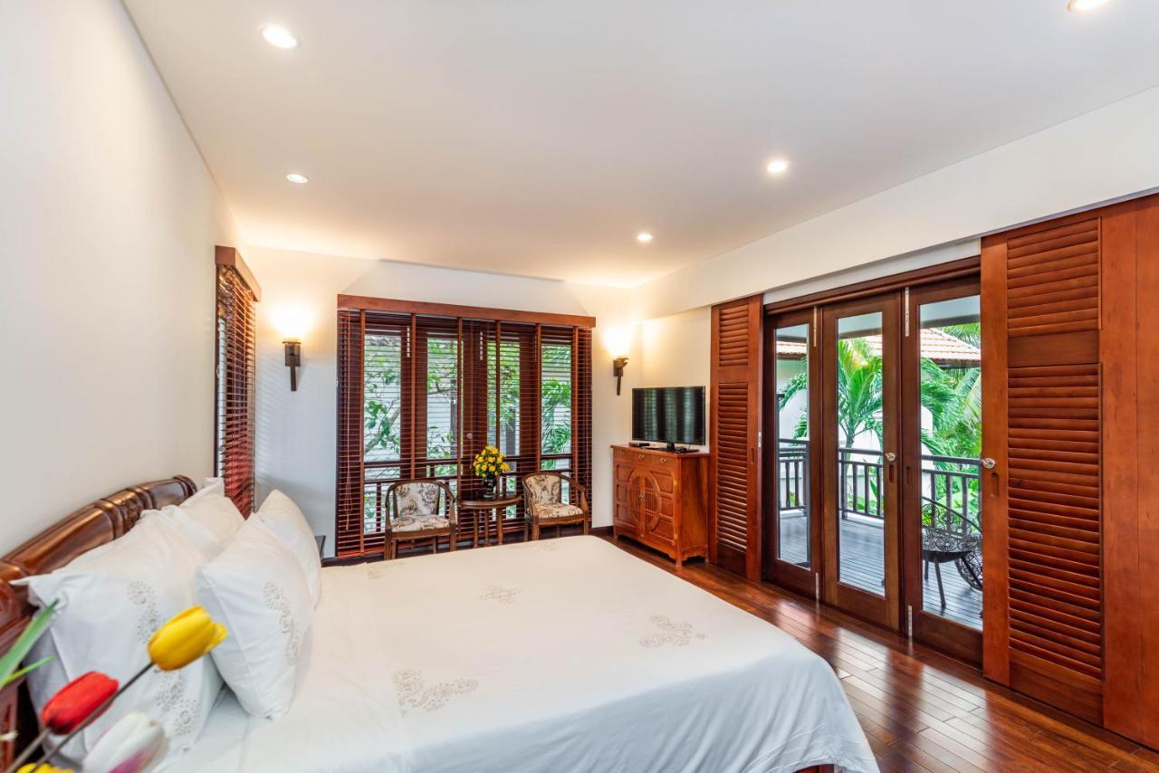 Tropical Villas Beach *