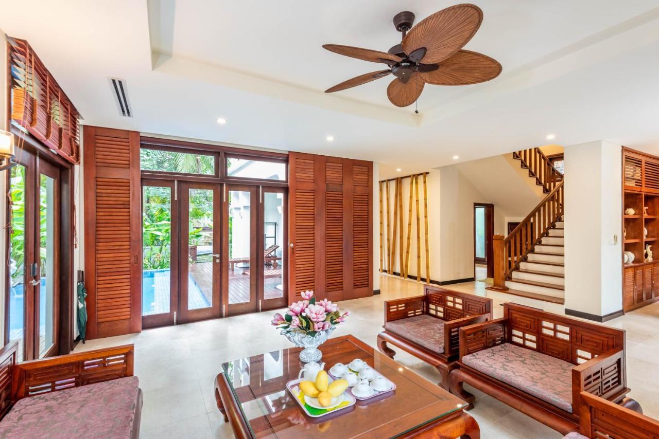 Tropical Villas Beach