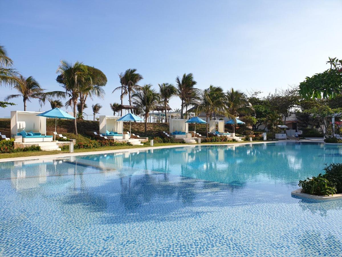 Fleur De Lys & Long Resort