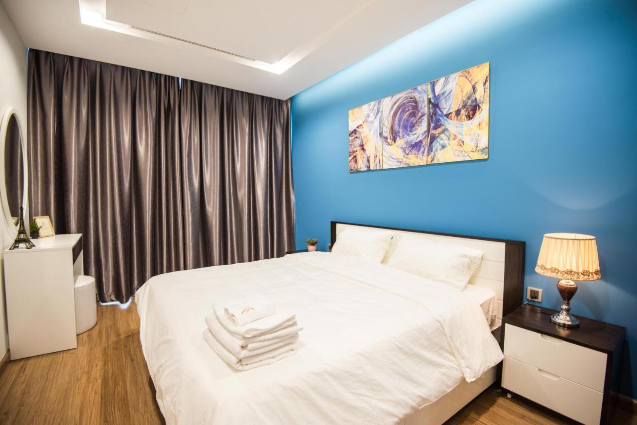Apartment 22housing Vinhomes Metropolis & *