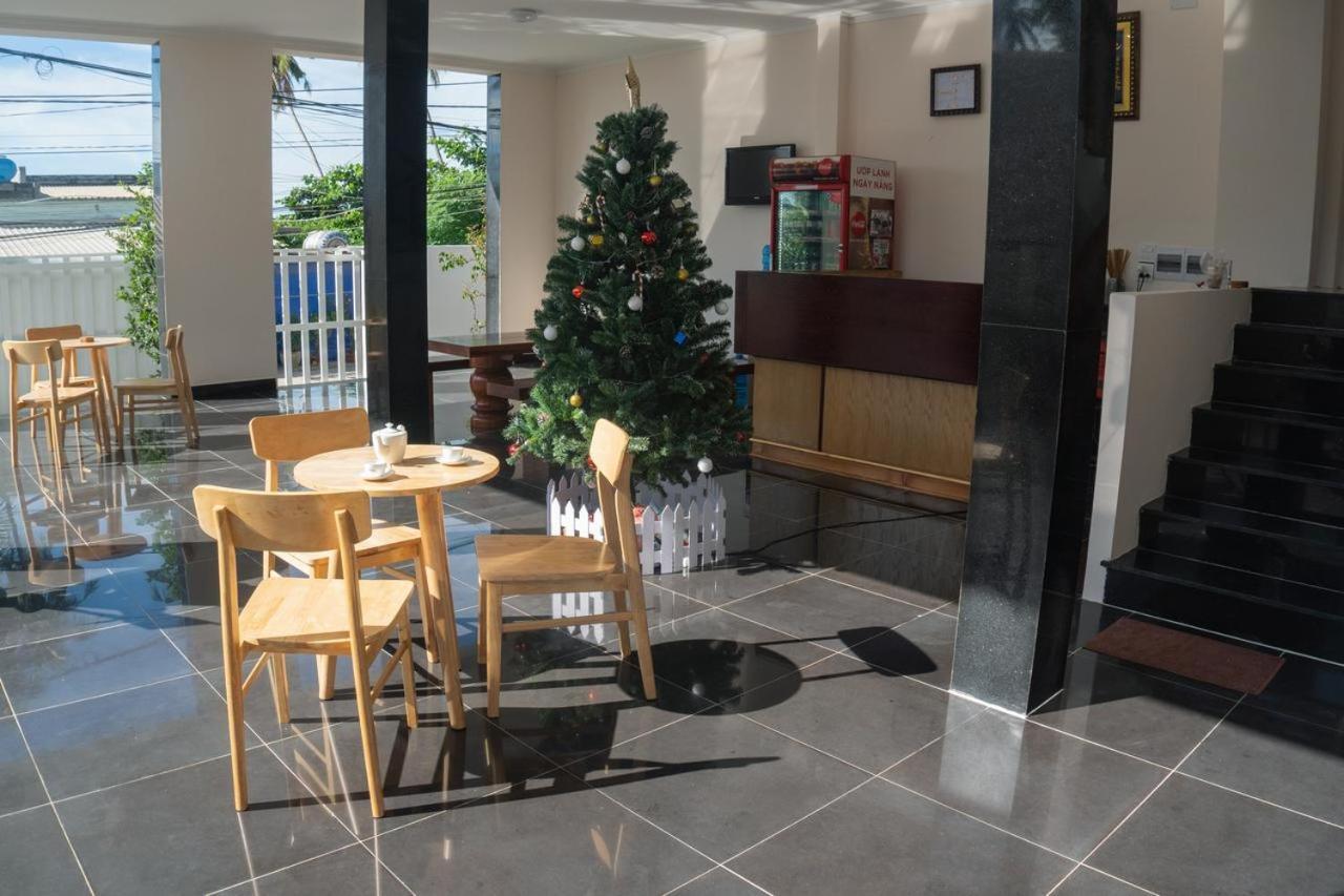 Hotel Aloha Mui Ne