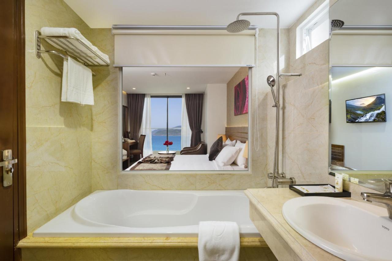 Sea Pearl Hotel 4*