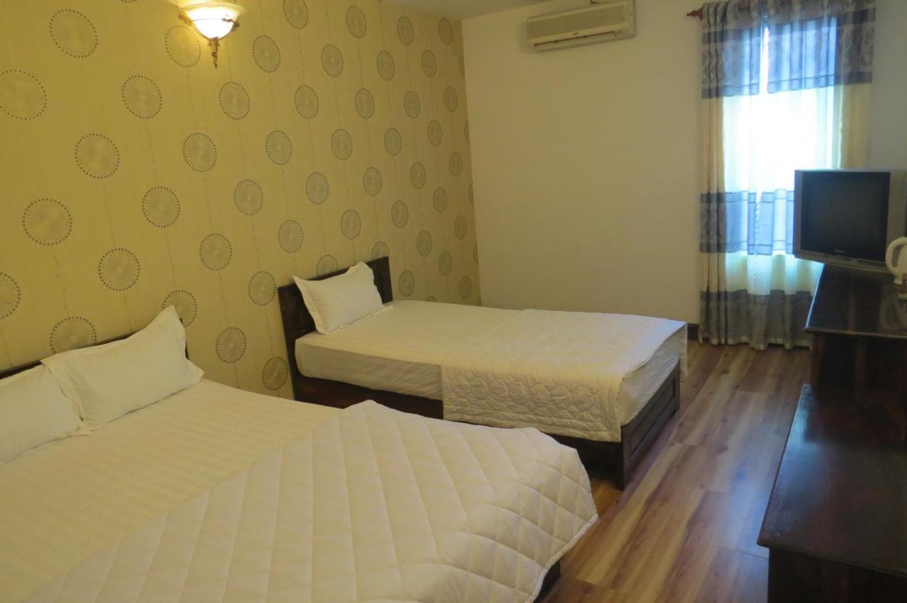 Khach San Huong Sen Phu Yen Hotel