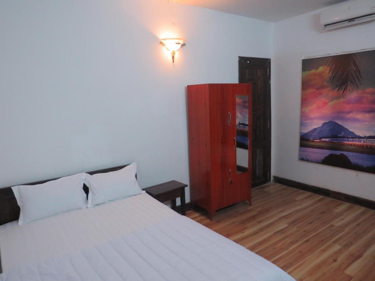 Khach San Huong Sen Phu Yen 2*