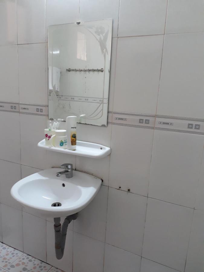 Ngan Hang Khách sạn 2*