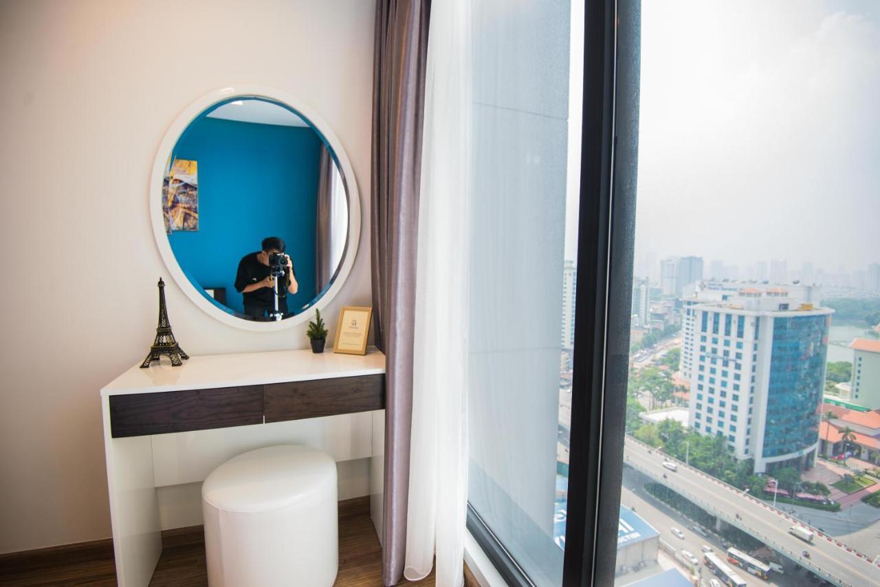 22housing Vinhomes Metropolis & Apartment Hanoi