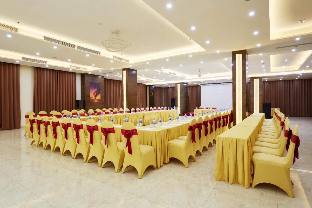 Marissa & Tien Hotel 4*