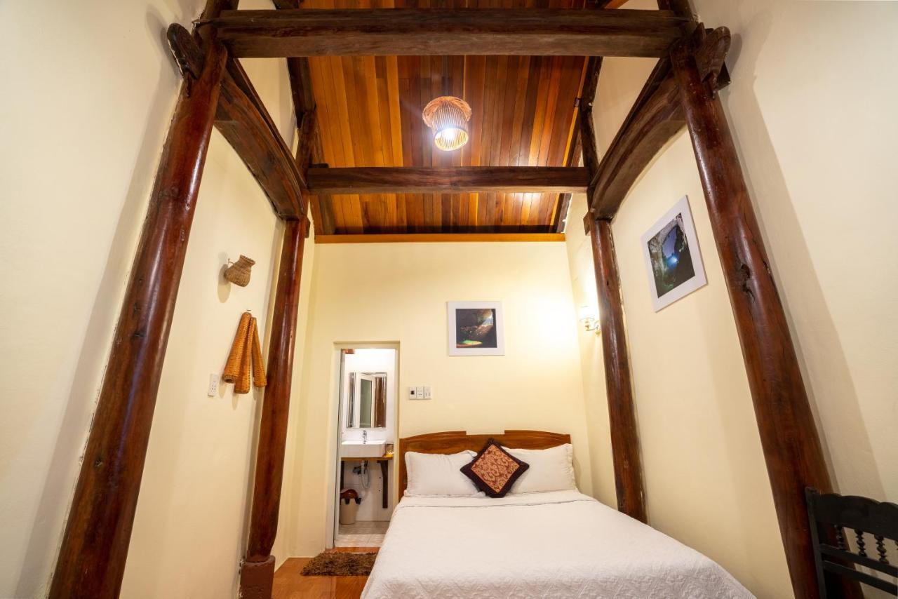 Lodge Coco House *
