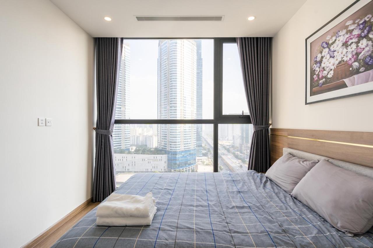 Luxury Vinhomes Skylake Apartment Hanoi