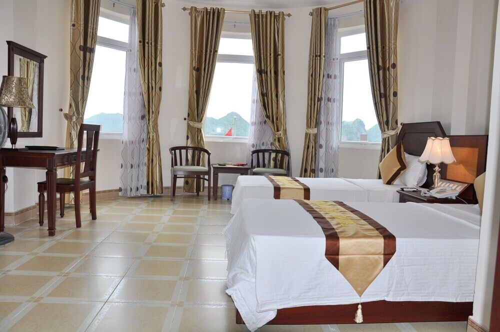 Hotel Hung Long Harbour Cat Ba
