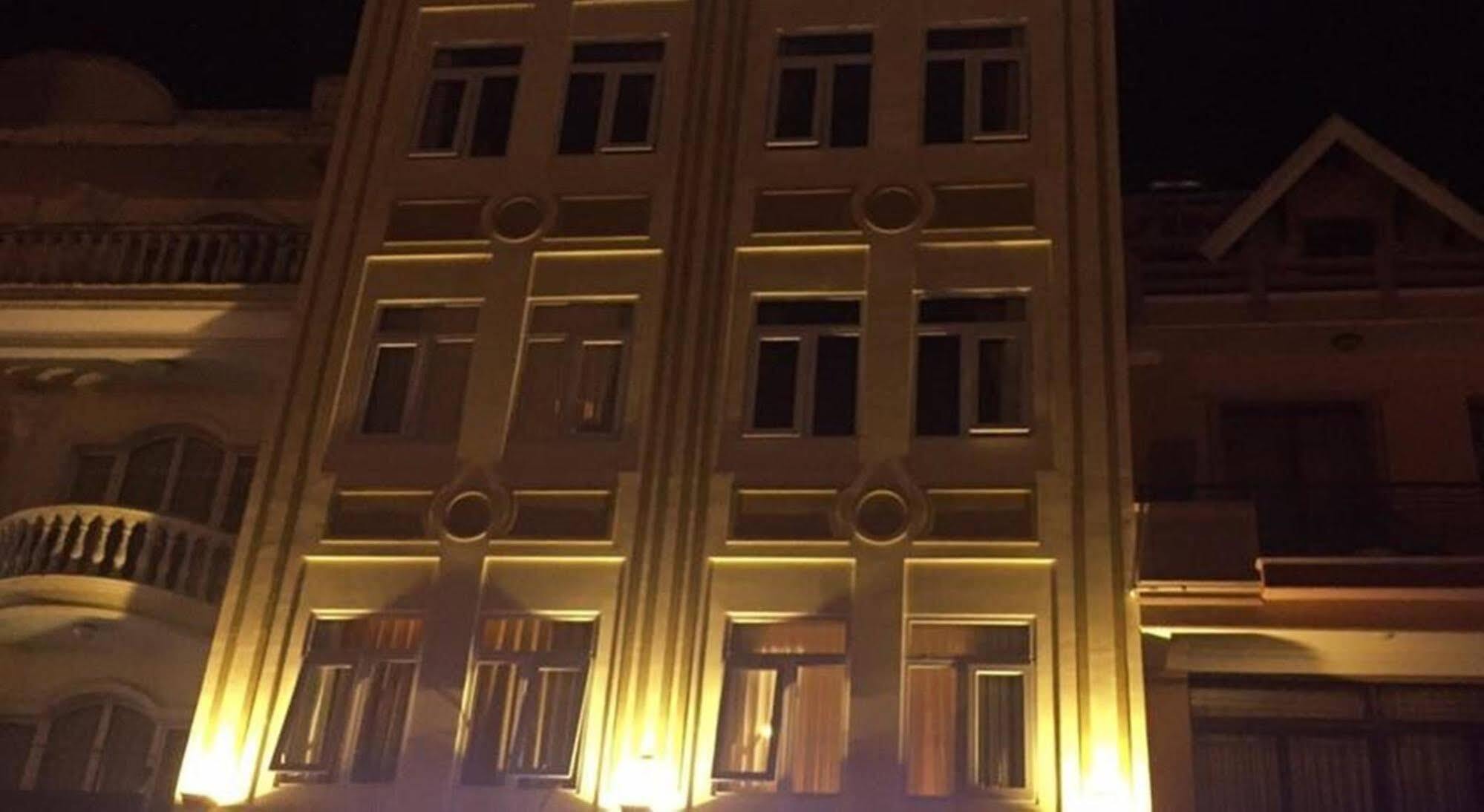 Hotel Tulip 2 2*