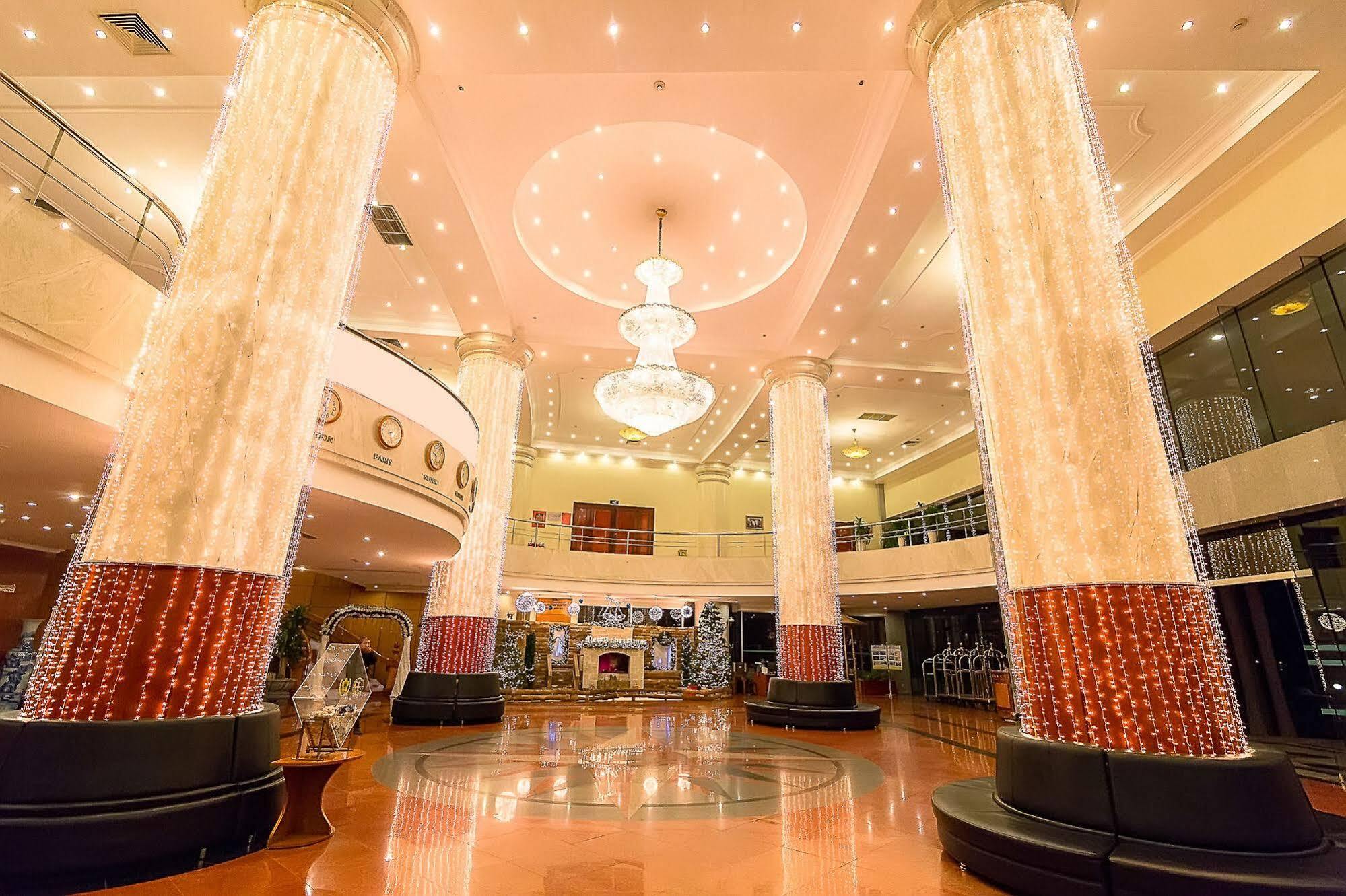 Sai Gon Hotel 4*