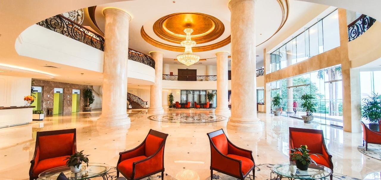 Sai Gon Hotel 4*