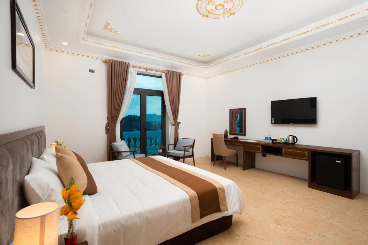 Hotel Trang An International