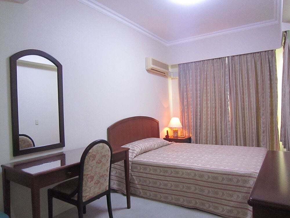 Saigon Court Serviced Apartment *