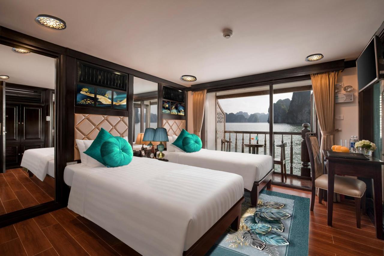 Alisa Premier Cruise  Hạ Long