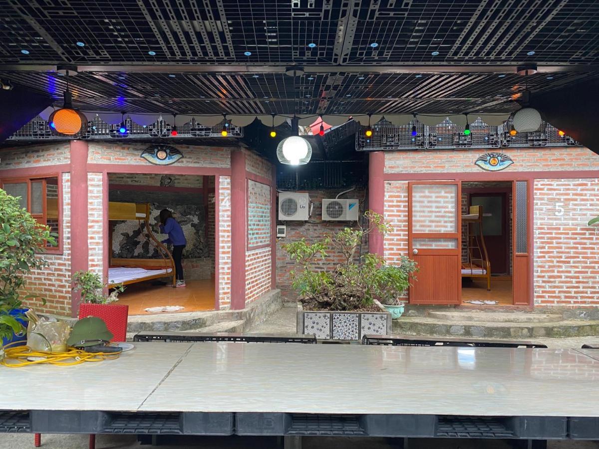 Cat Ba Mountain View Bed & Breakfast 2*