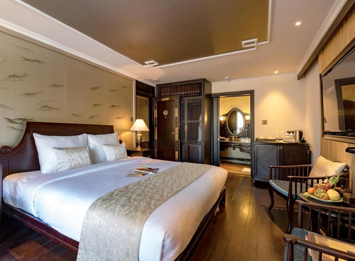 Heritage Line Violet Cruise - Halong Bay & Lan Ha Bay  Hạ Long