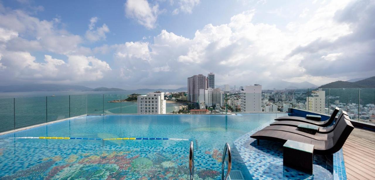 Khách sạn Senia 4*