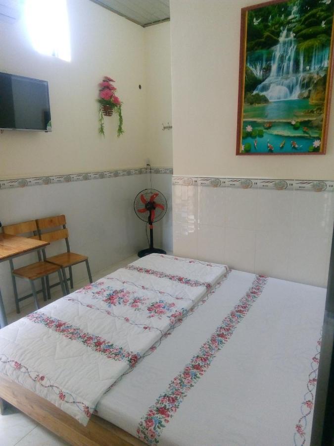 Bao Hoang Homestay *