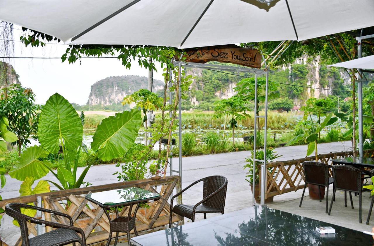 Tam Coc Lakeside Homestay Ninh Binh