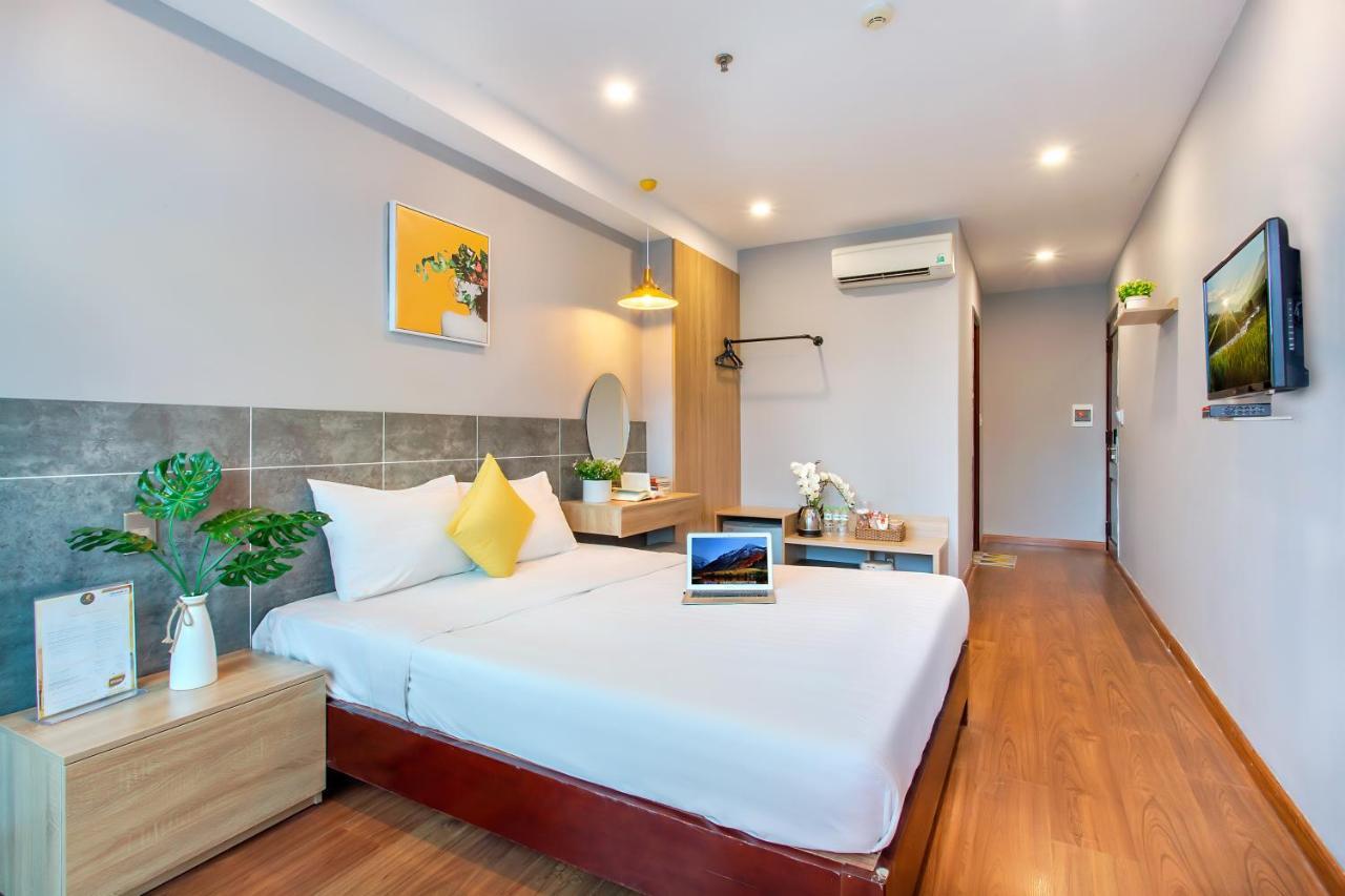 Happy Day Riverside & By Haviland Hotel