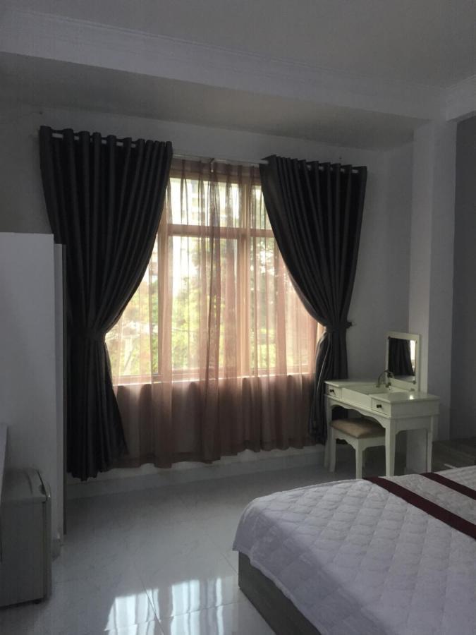 Th Airport Hotel