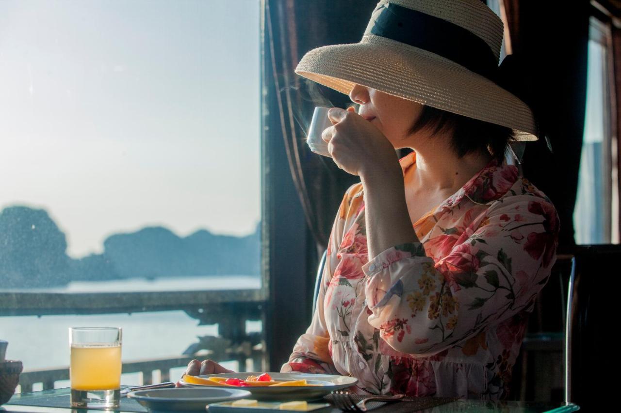 Cozy Boutique Cruise  *