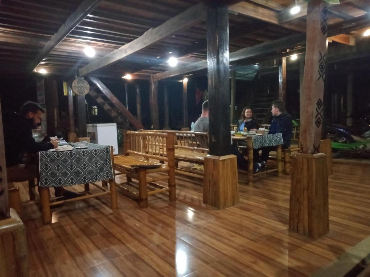 Truong Huy * Mai Châu