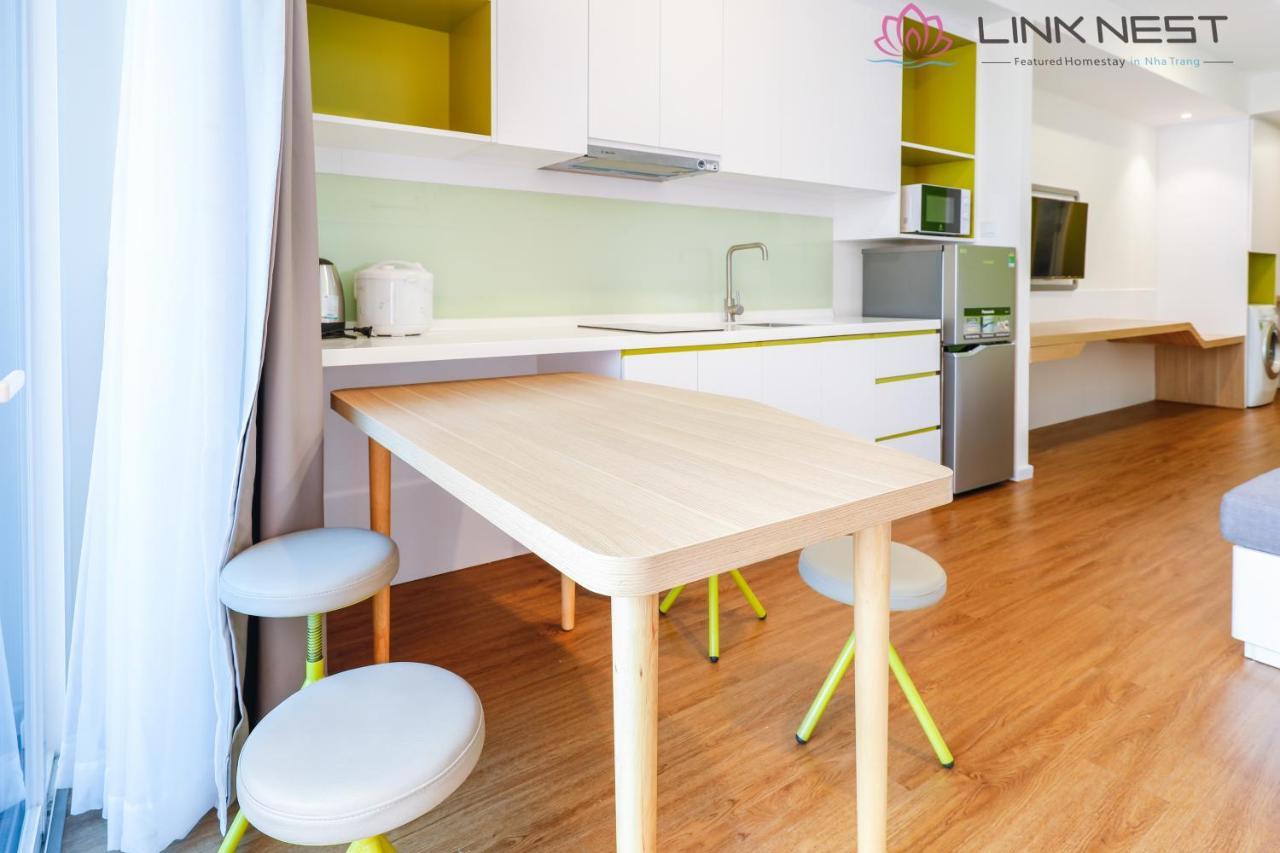 Linknest Ariyana Seaview 4*