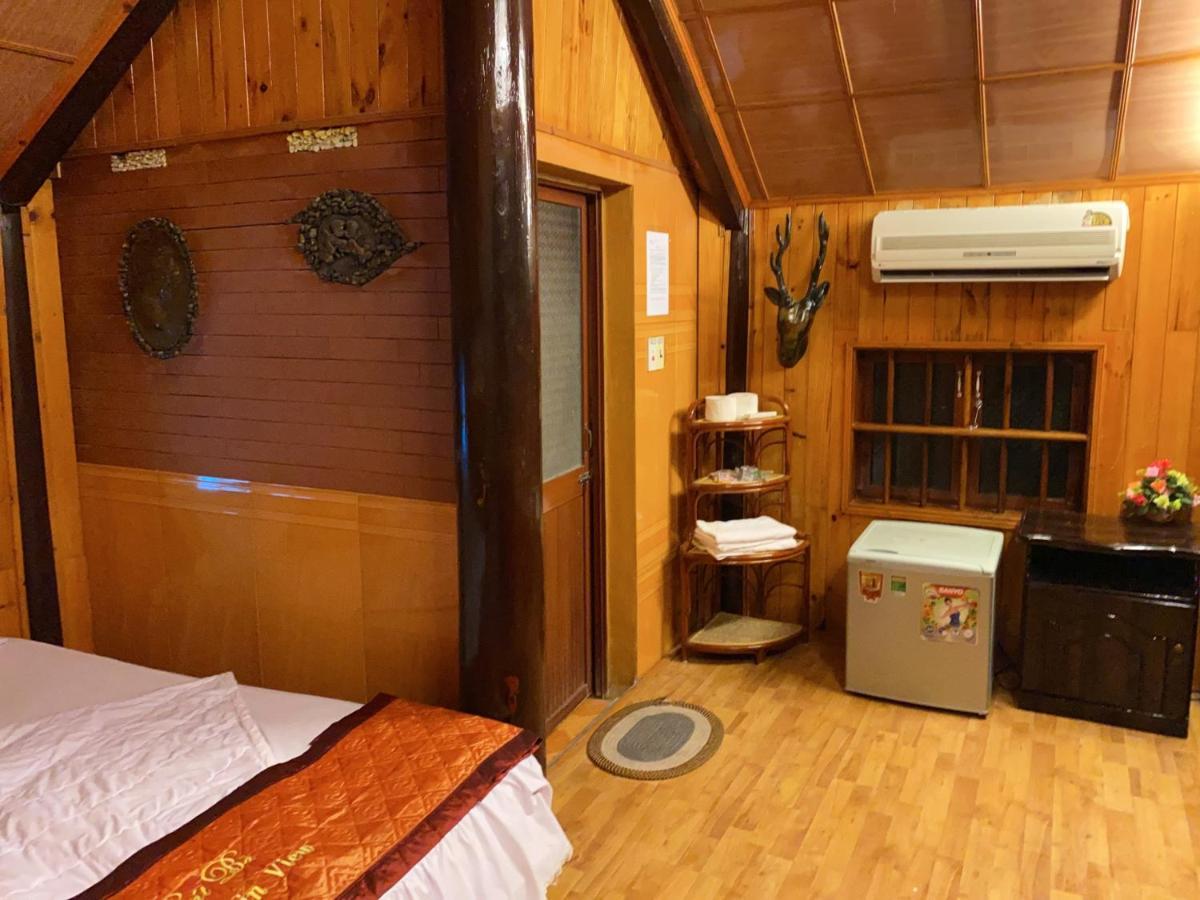 Bed & Breakfast Cat Ba Mountain View 2*