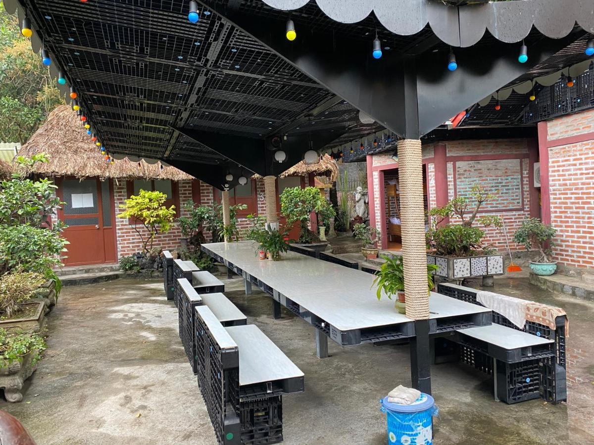 Bed & Breakfast Cat Ba Mountain View