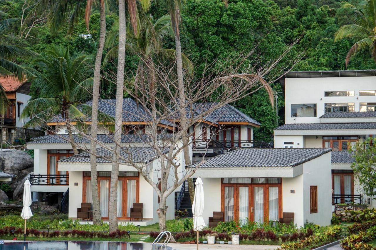 The Pier Khu nghỉ mát 3*