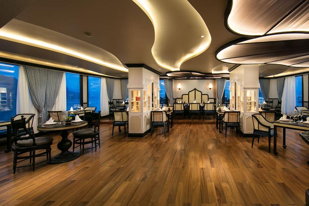 Lapinta Boutique Cruises  4*