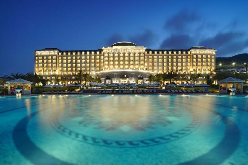 Vinpearl & Bay Resort Nha Trang