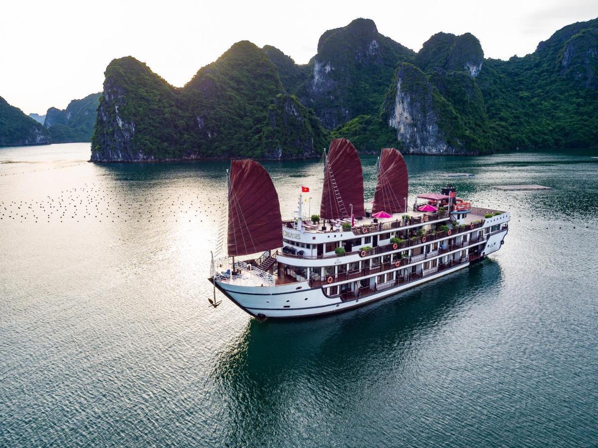 Du Thuyền Alisa 