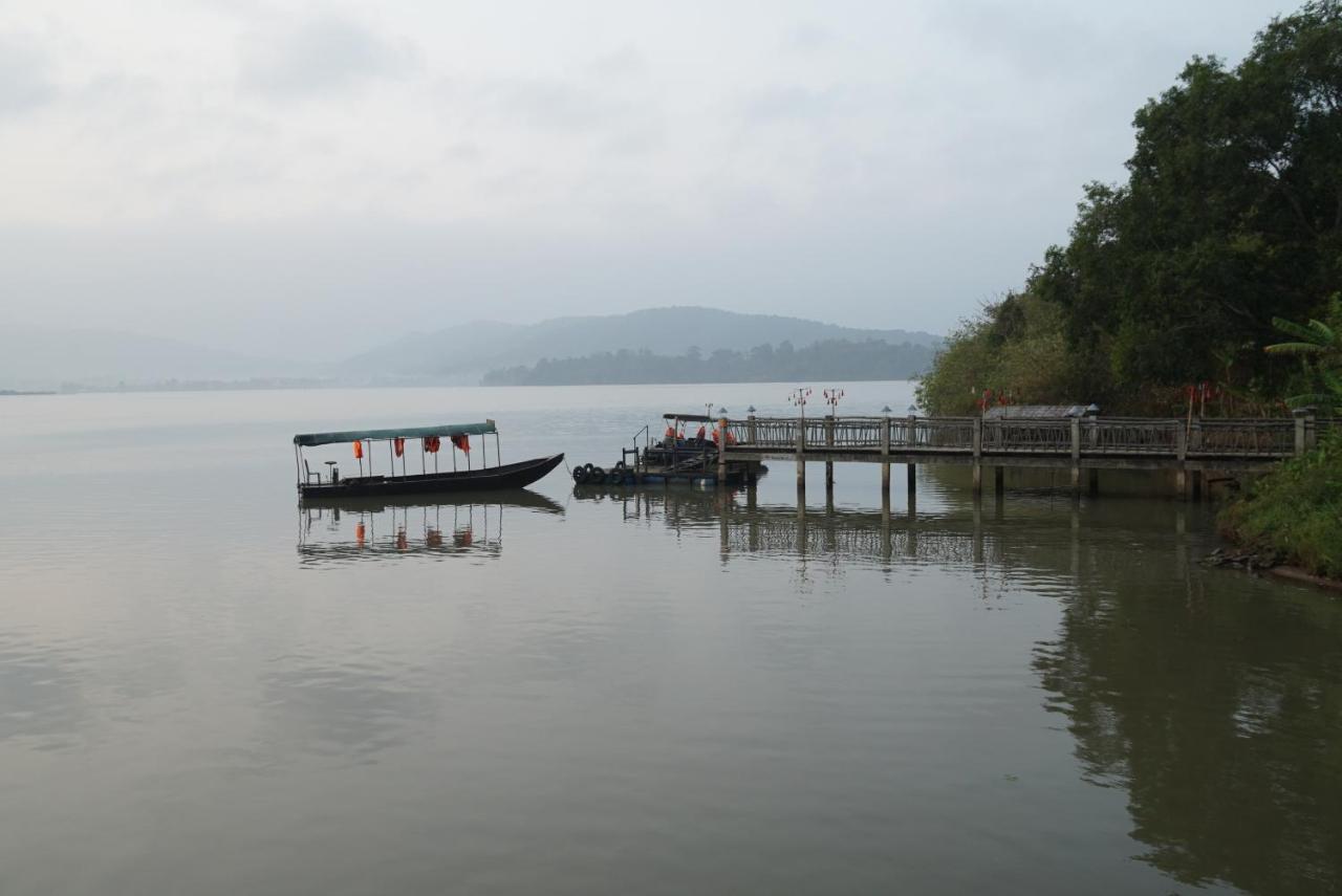 Lak Tented Camp 3*