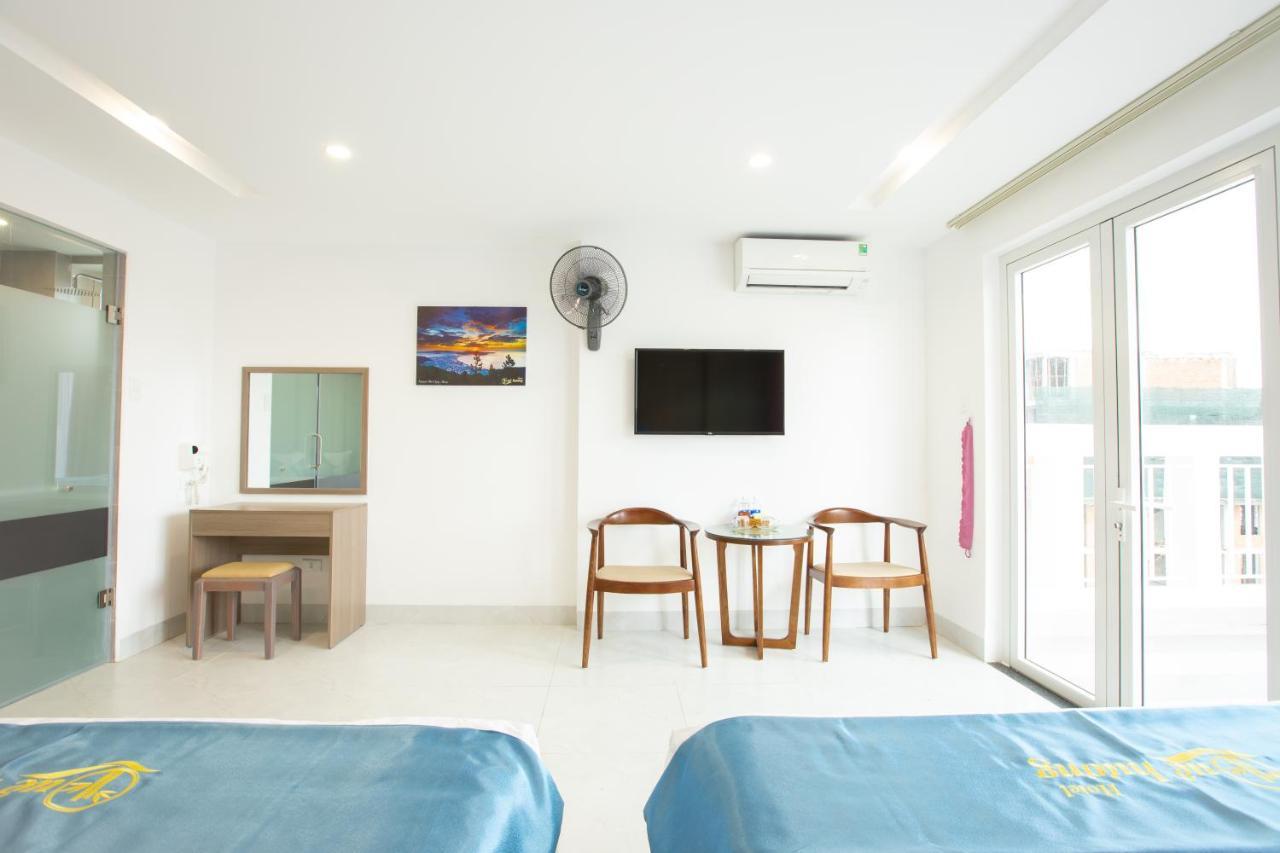Hotel Que Huong 2*