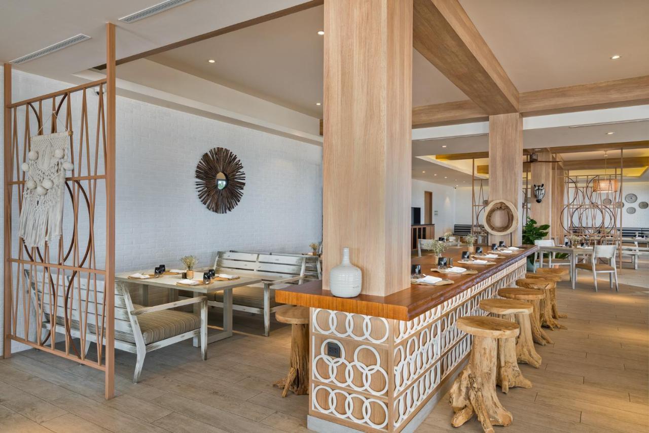 Resort The Level Villas At Melia Beach