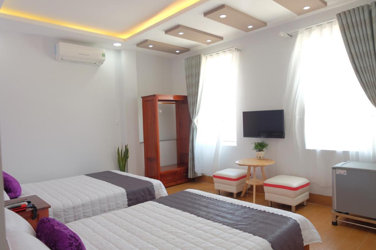 Khách sạn Th Quy Nhơn