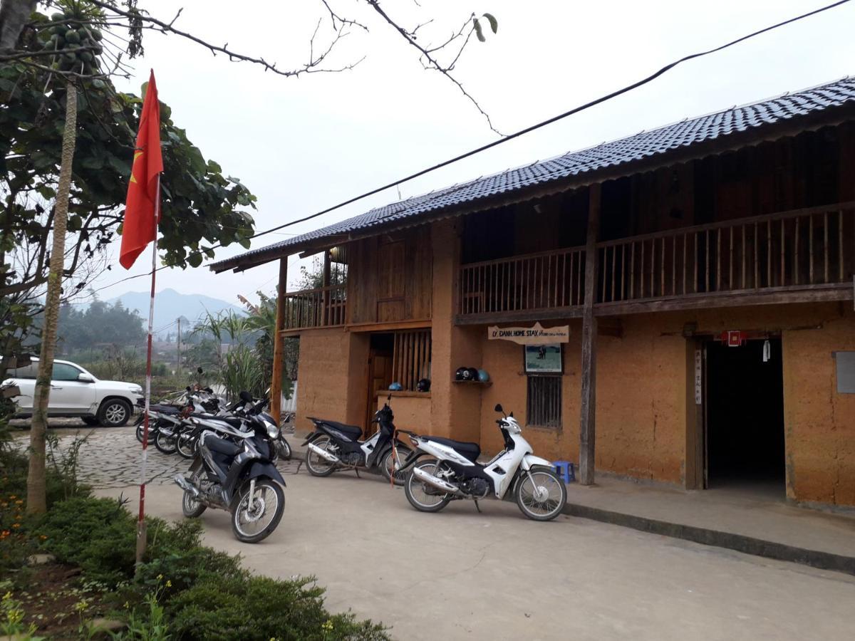 Homestay Ly Danh *